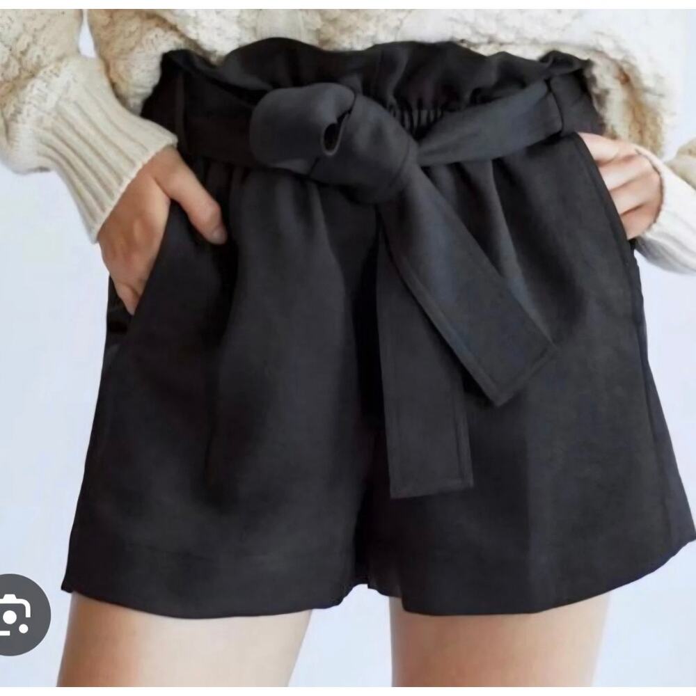 NWT Mango MNG High Waisted Paperbag Belted Shorts Black M Preppy Classic City